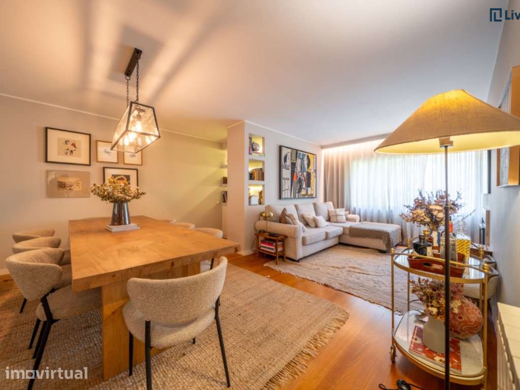 Duplex com terraços a 250 metros da praia de Matosinhos Sul - Grande imagem: 2/32