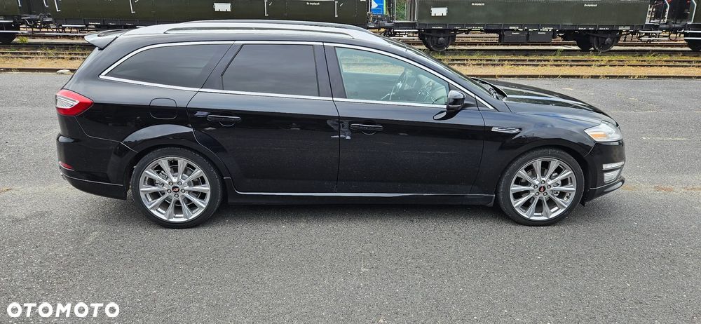 Ford Mondeo 2.2 TDCi Platinium X Plus (Titanium) - 4