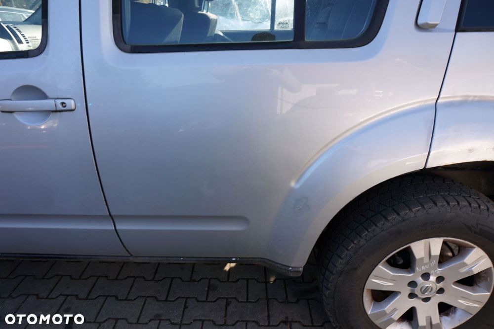 DRZWI TYLNE LEWE PATHFINDER III R51 KL0  SREBRNY NISSAN 2005-2014 - 3
