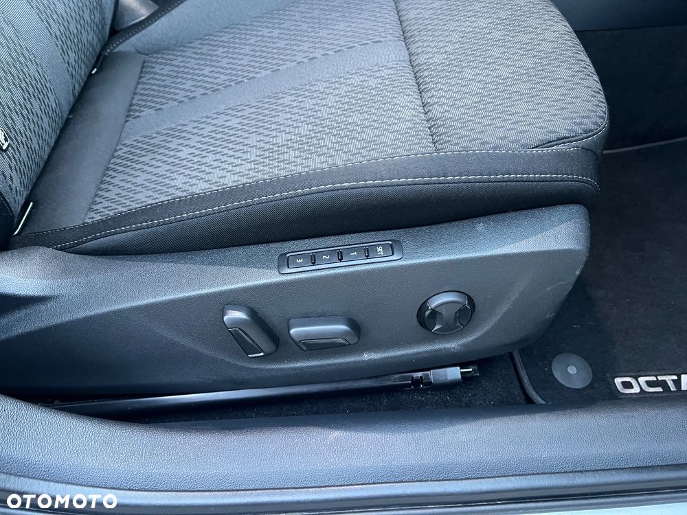 Skoda Octavia 2.0 TSI 4x4 Style DSG - 16