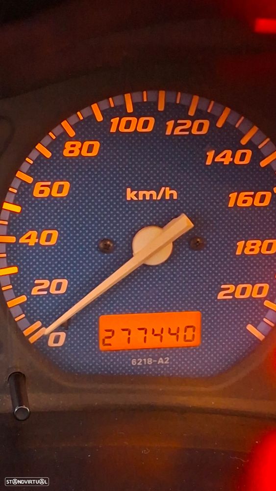 Honda HR-V 1.6 LS - 10