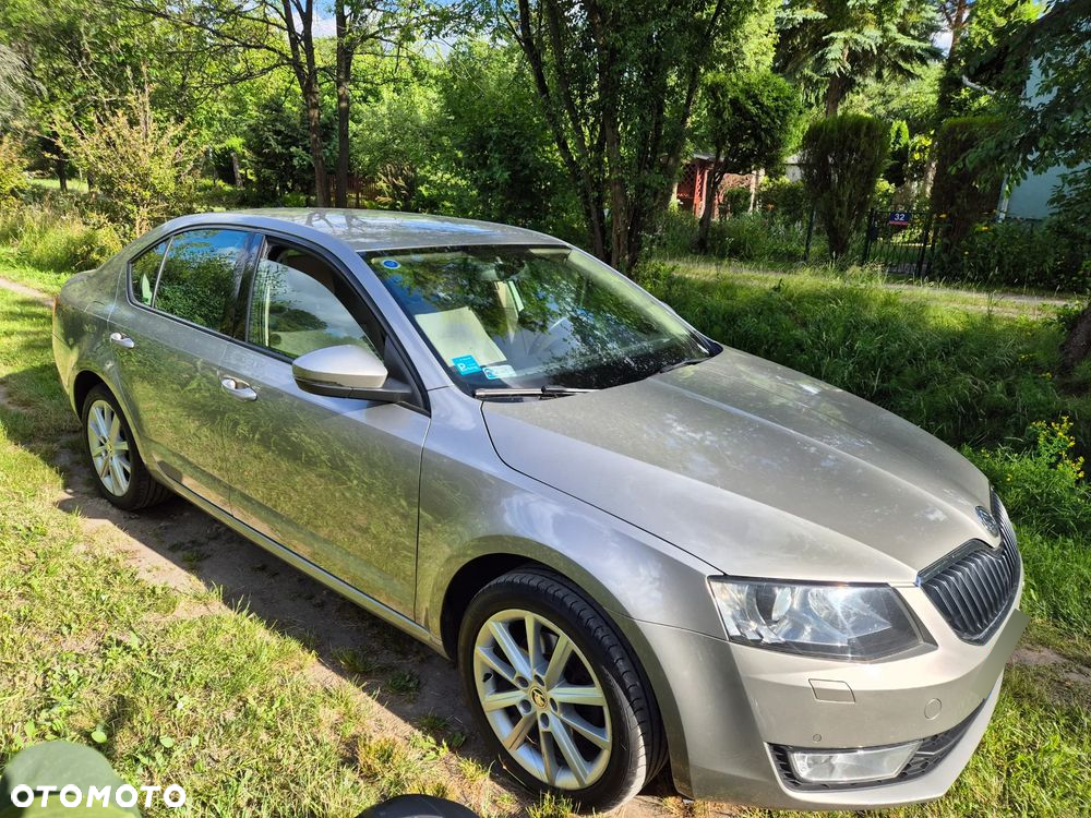 Skoda Octavia 2.0 TDI Edition DSG - 5