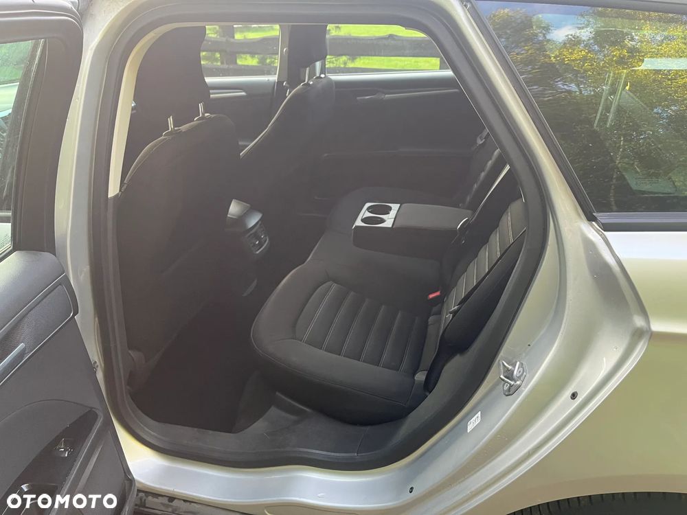 Ford Mondeo 1.5 TDCi ECOnetic Start-Stopp Business Edition - 9