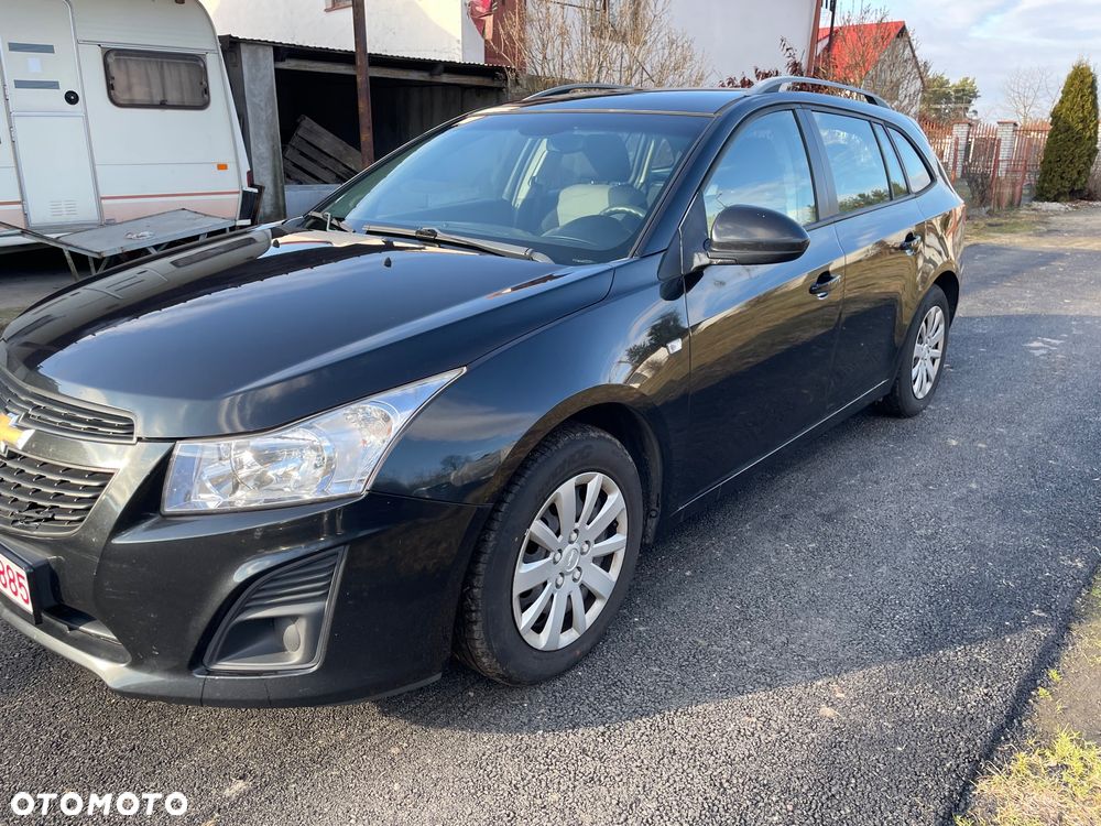 Chevrolet Cruze 1.7 LT - 18