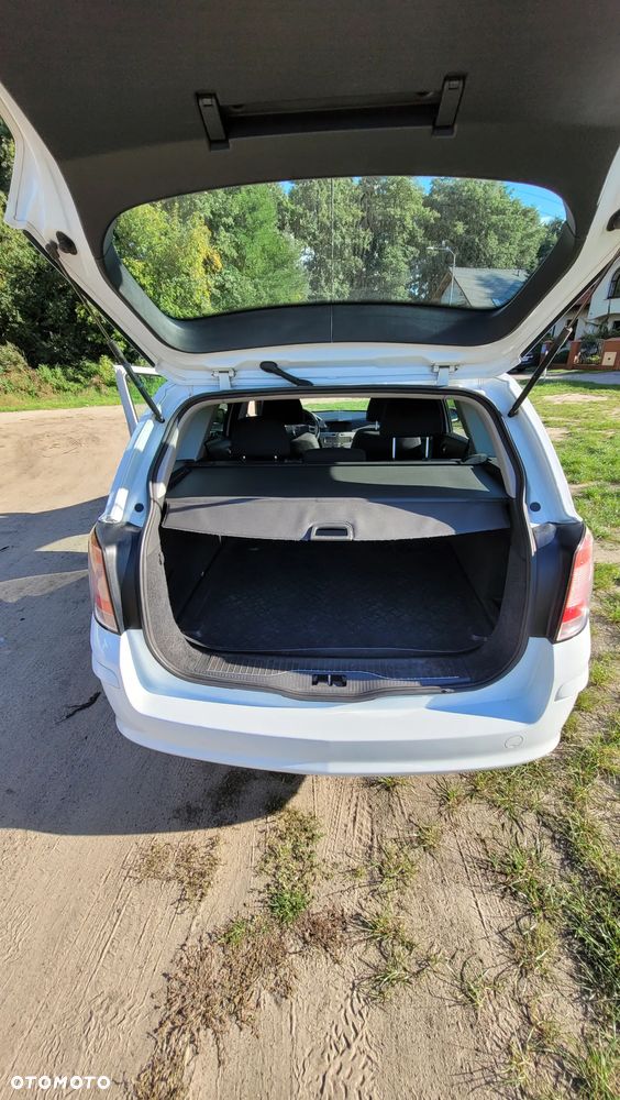 Opel Astra III 1.7 CDTI - 22