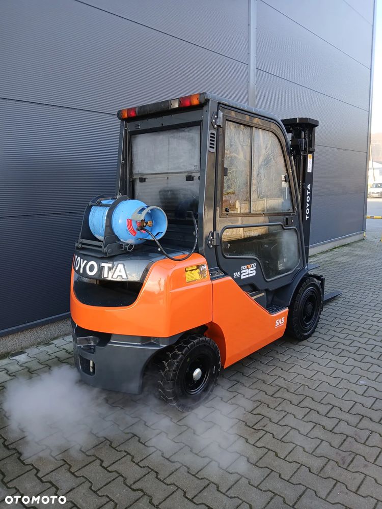 Toyota 02-8FGF25 - 6