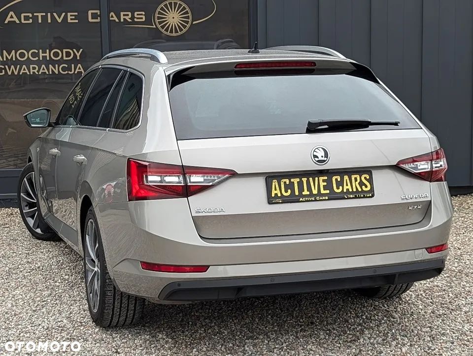 Skoda Superb 2.0 TDI 4x4 DSG L&K - 12