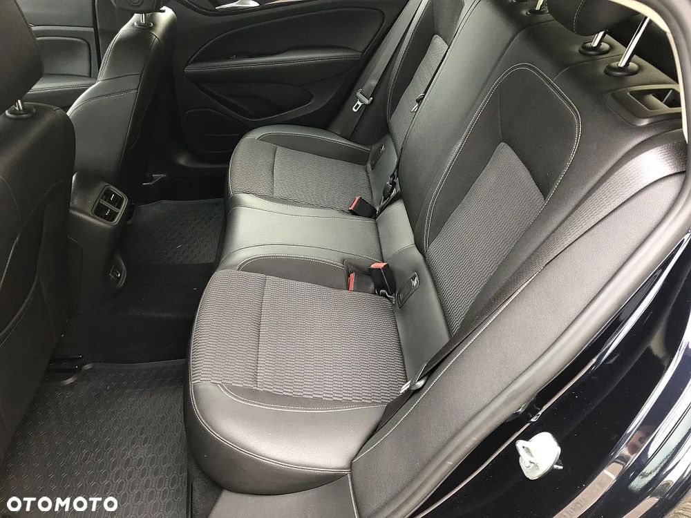 Opel Insignia 2.0 CDTI Innovation S&S - 12