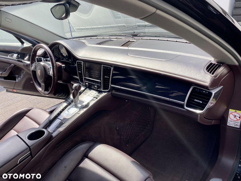 Porsche Panamera Diesel - 28