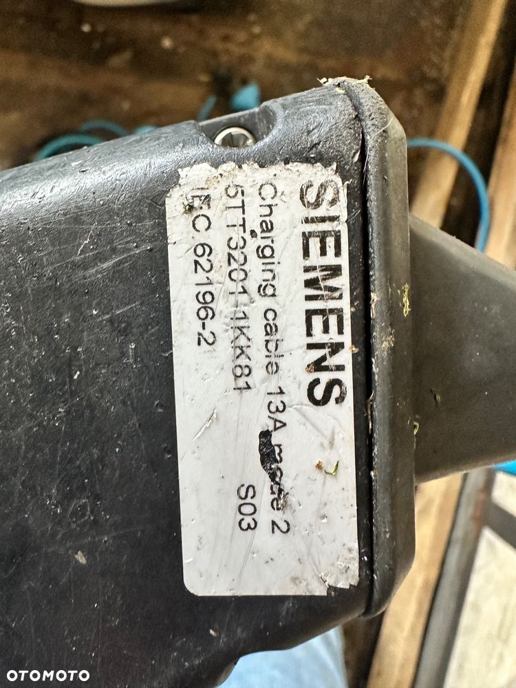 KABEL ŁADOWARKA TYPE 1 13A - 4