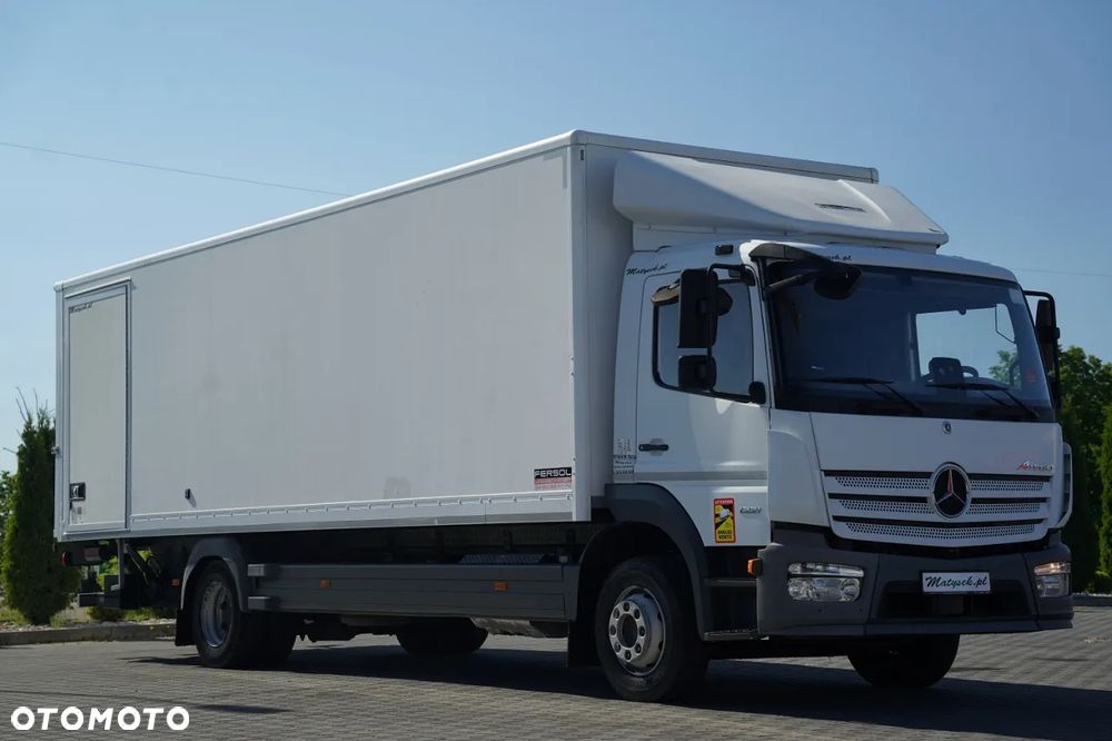 Mercedes-Benz ATEGO 1221 / 4X2 / KONTENER / WINDA DHOLLANDIA - 1 500KG / AUTOMAT / EURO 6 - 8
