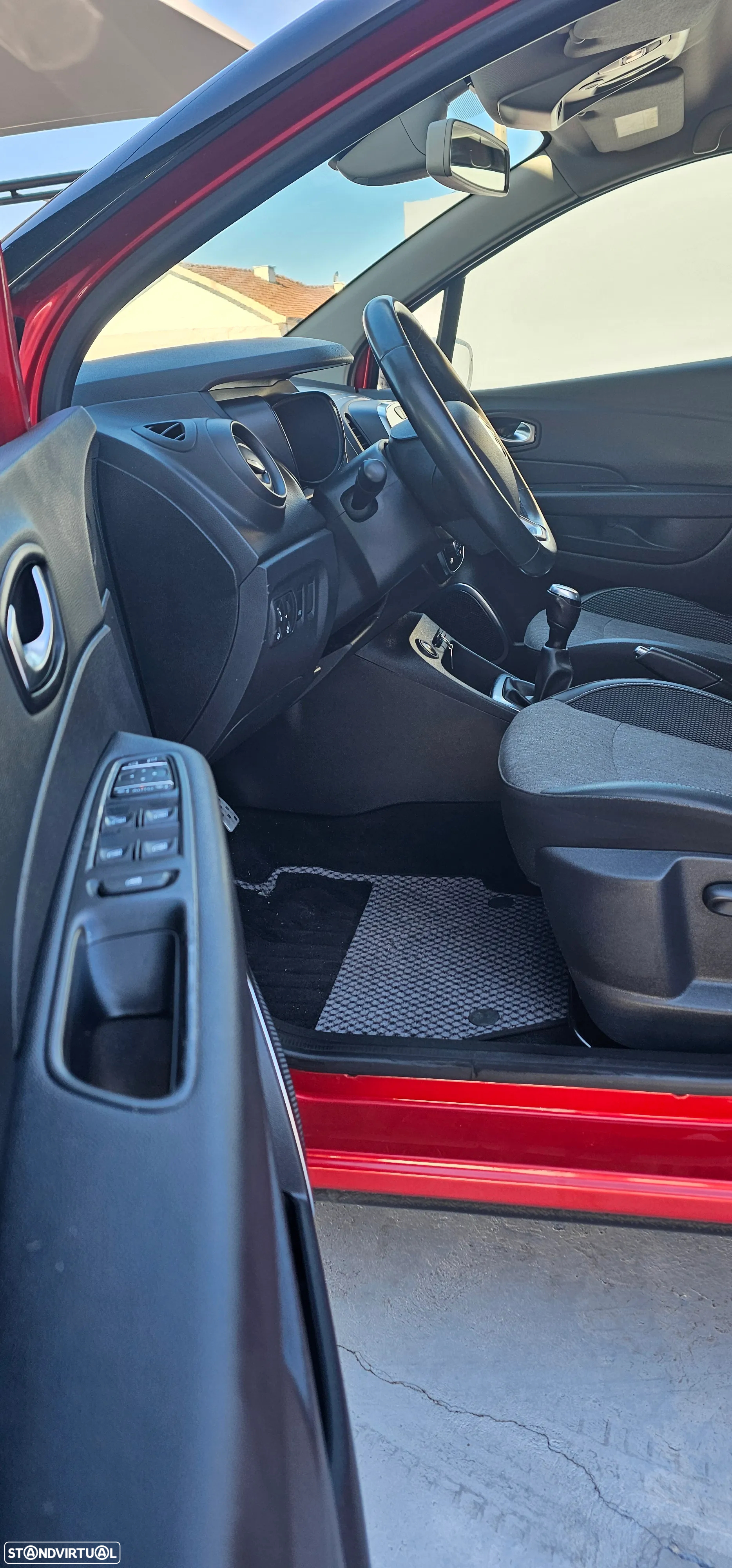 Renault Captur TCe 90 INTENS - 9