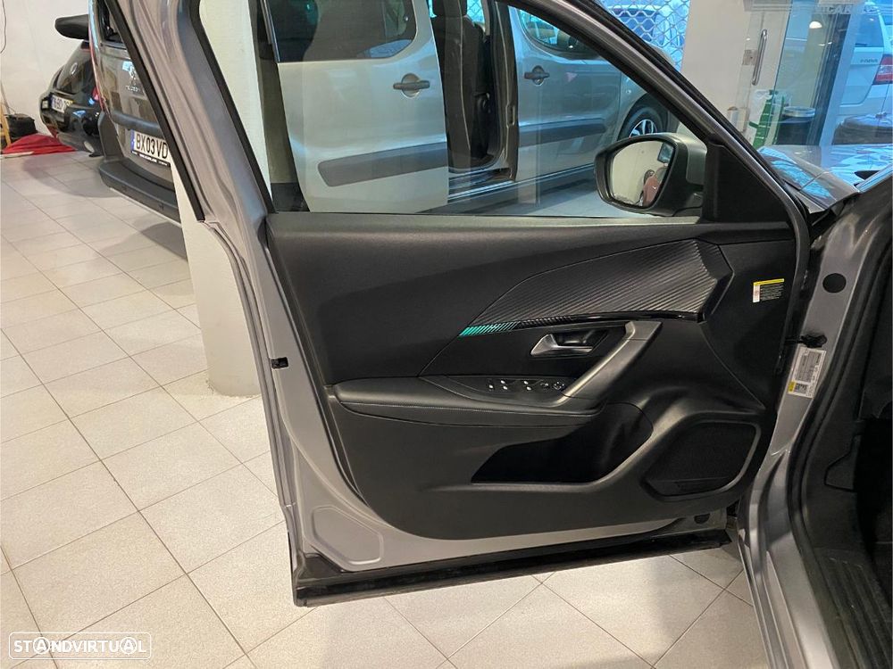 Peugeot 2008 1.2 PureTech Allure Pack - 14