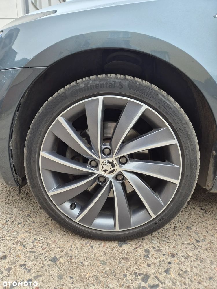 Skoda Octavia 2.0 TSI DSG L&K - 12