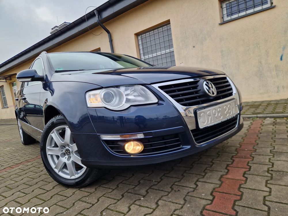 Volkswagen Passat 1.9 TDI Comfortline - 1