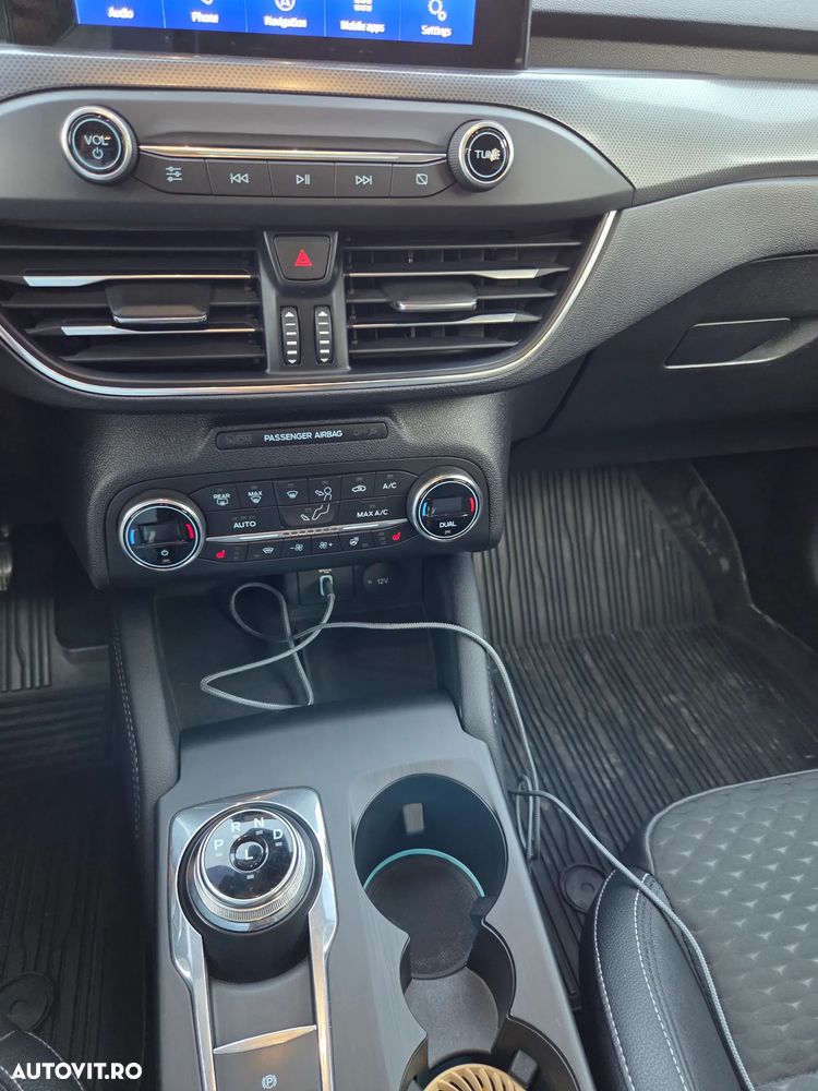 Ford Focus 2.0 EcoBlue Titanium Business - 18