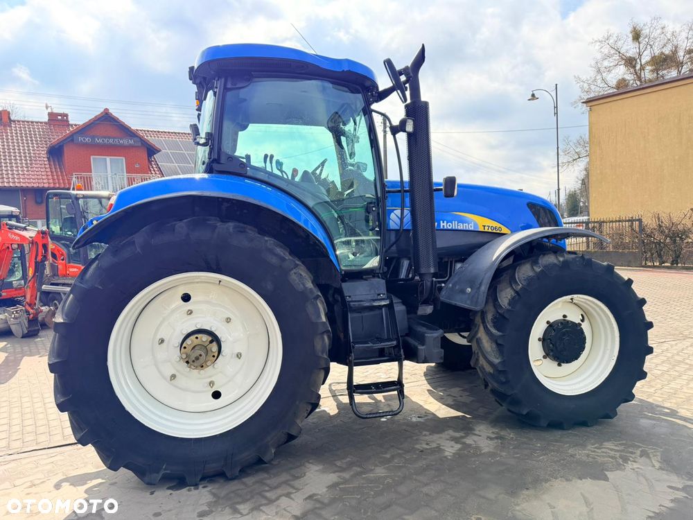 New Holland T7060 - 6