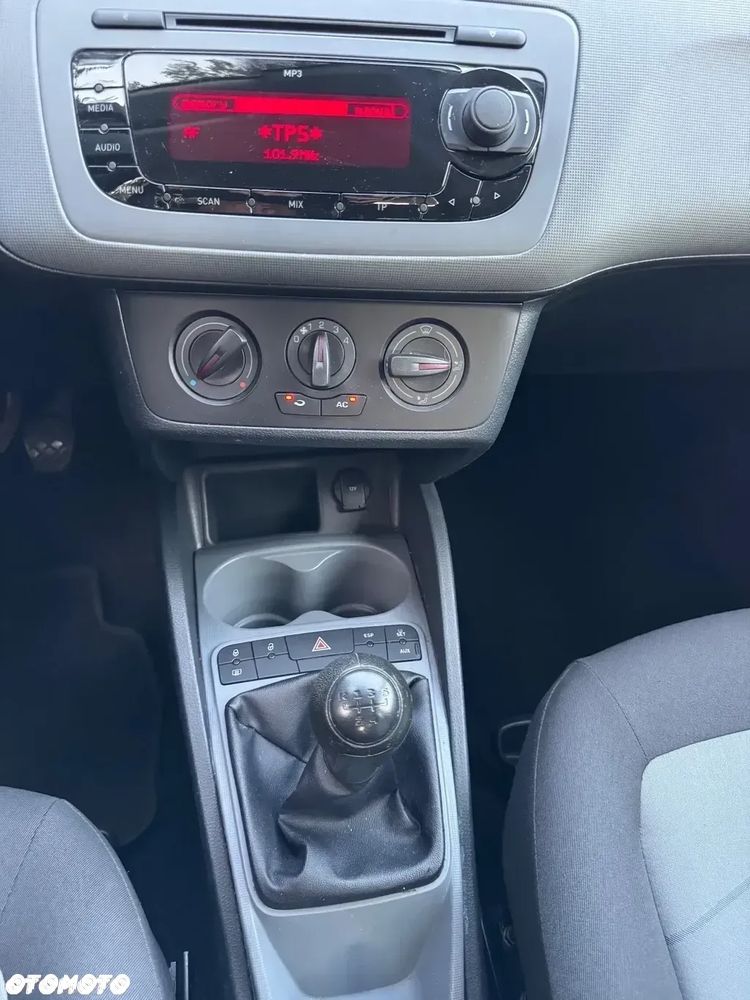 Seat Ibiza 1.4 16V Style - 12