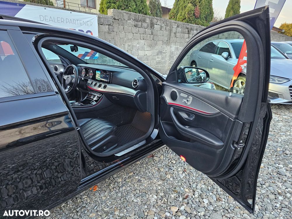 Mercedes-Benz E - 26