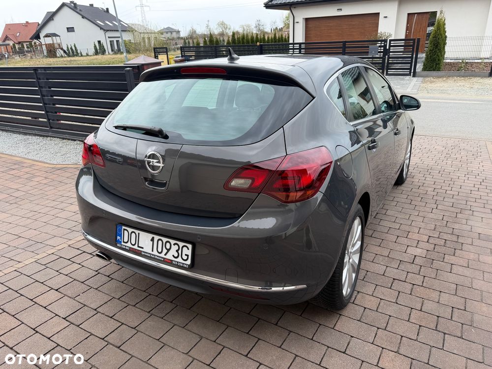 Opel Astra 1.4 Turbo Exklusiv - 14