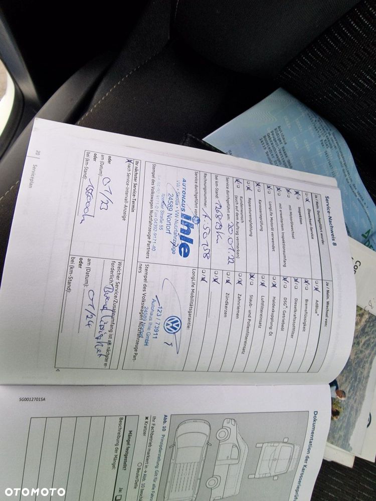 Volkswagen Multivan - 25