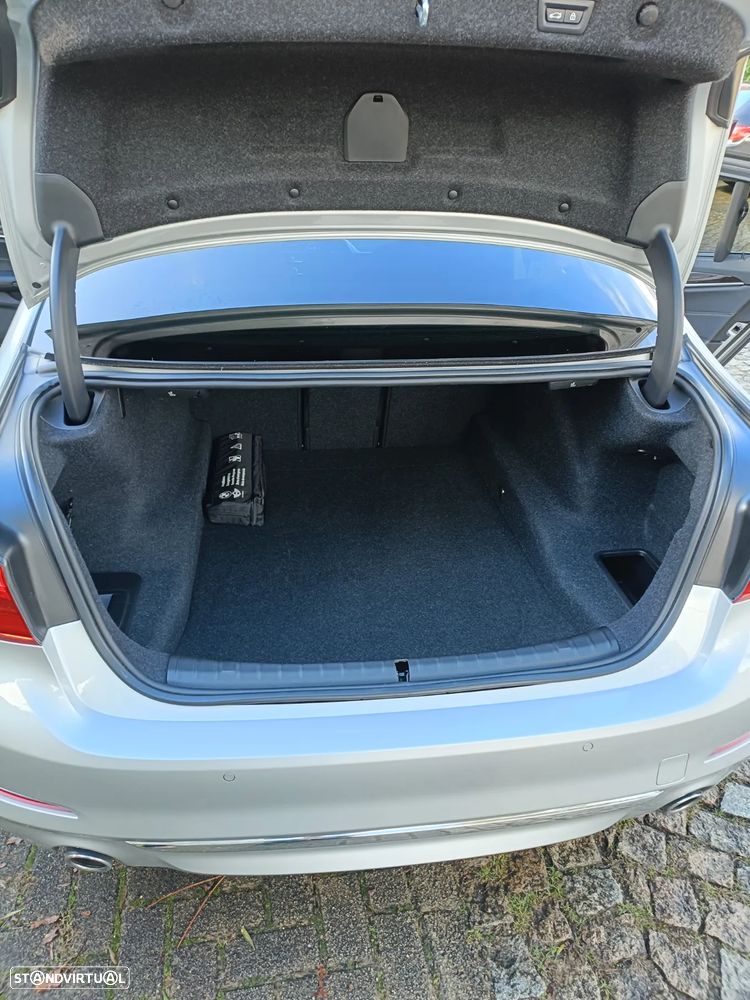 BMW 520 d Line Luxury Auto - 13