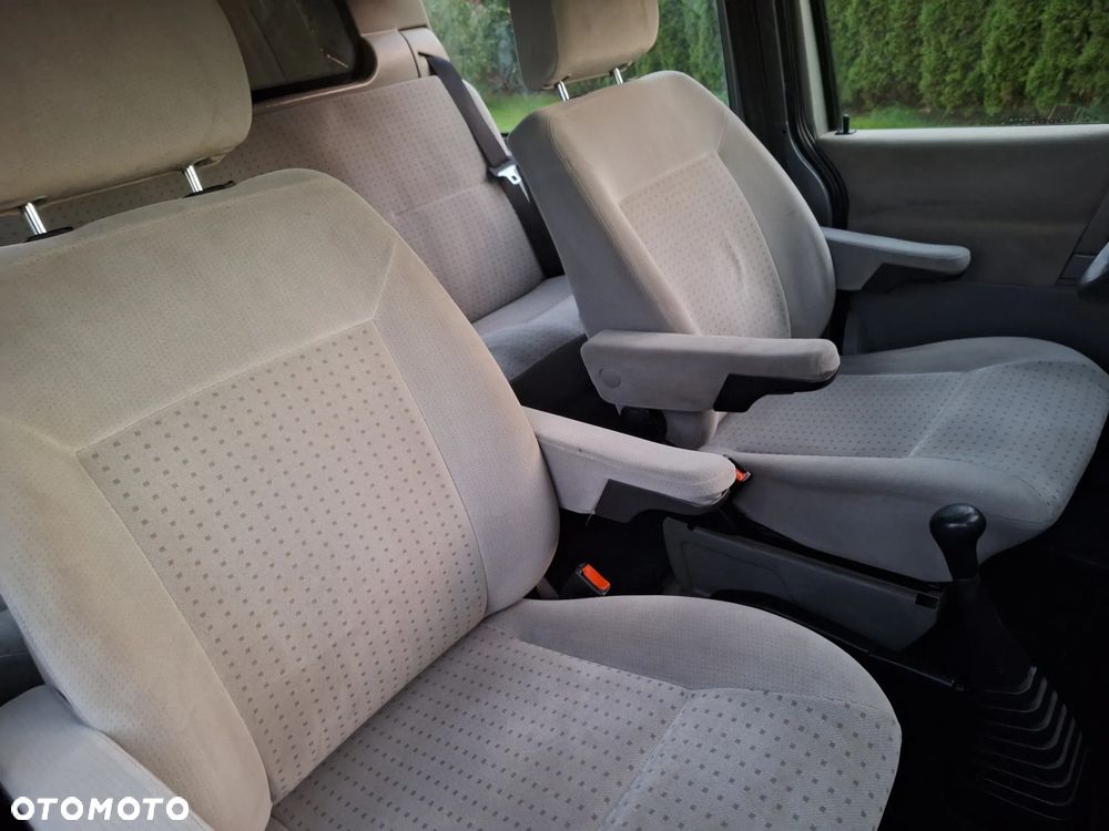 Volkswagen Transporter T4 2.5 tdi 102 km - 19