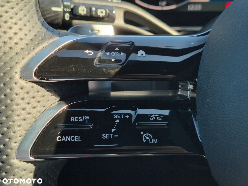 Mercedes-Benz GLC 300 d mHEV 4-Matic AMG Line - 22