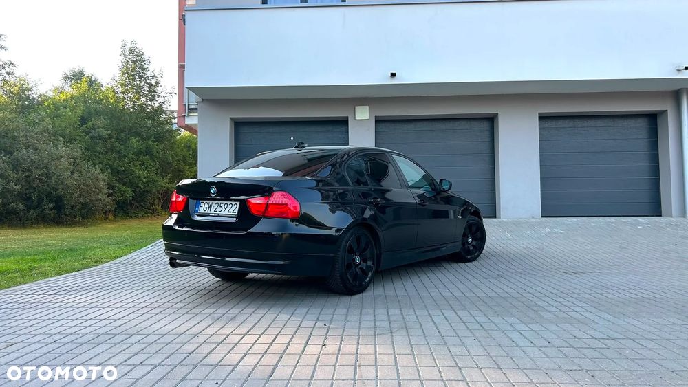 BMW Seria 3 320d Efficient Dynamics - 4