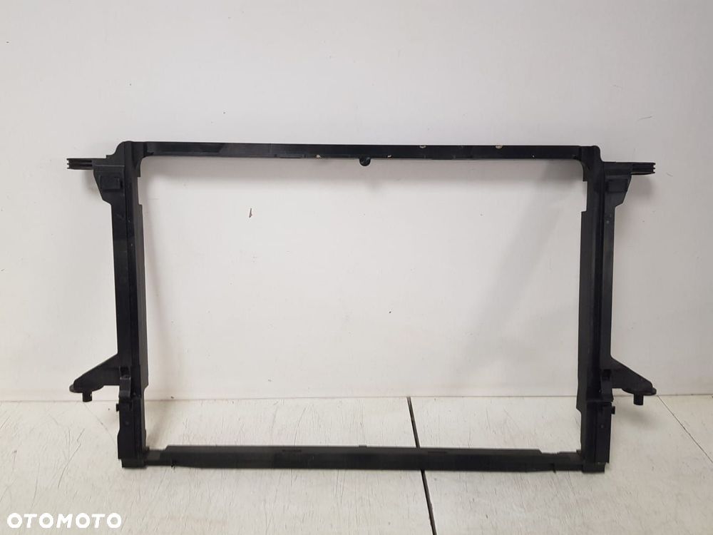 OBUDOWA RAMKA CHŁODNICY AUDI E-TRON ETRON 19-24r pas przedni 4KE121360G - 2