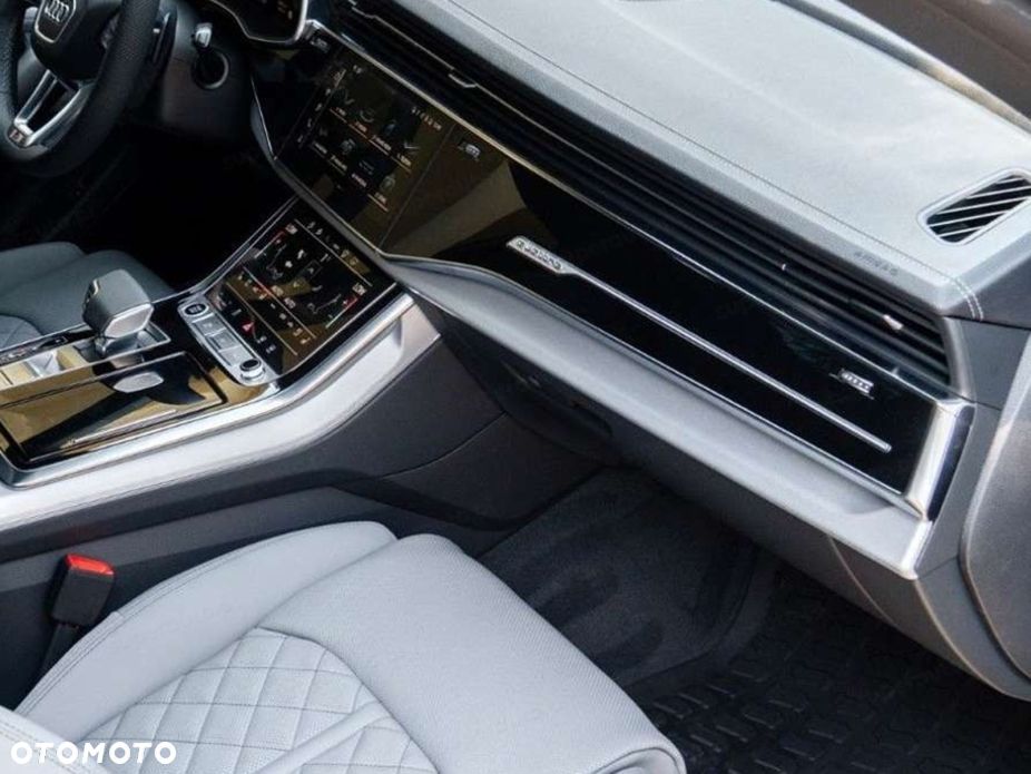 Audi Q7 50 TDI mHEV Quattro S Line Tiptr - 16