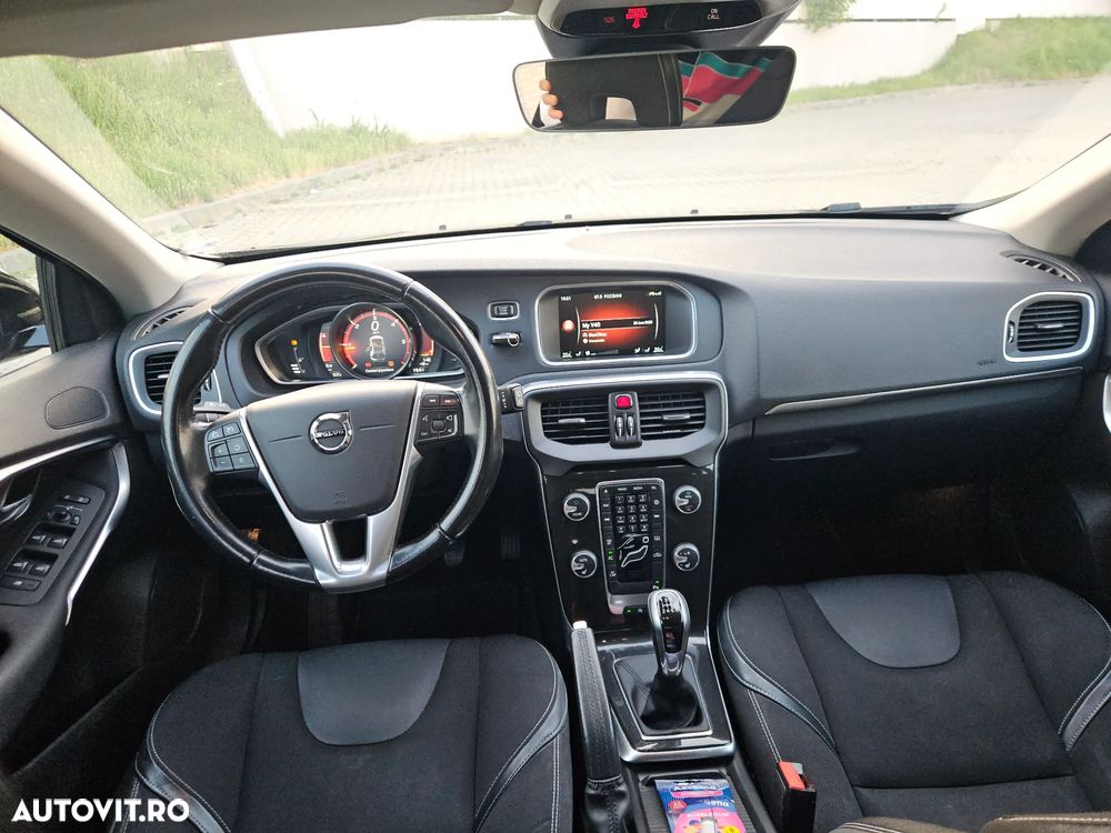 Volvo V40 D2 - 7