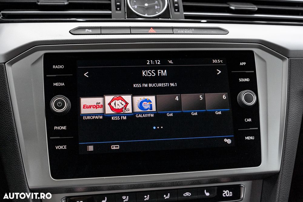 Volkswagen Passat 2.0 TDI DSG Trendline - 37