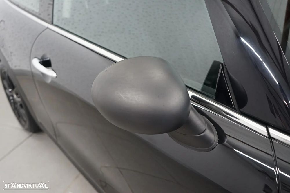 MINI 3 Portas One - 11