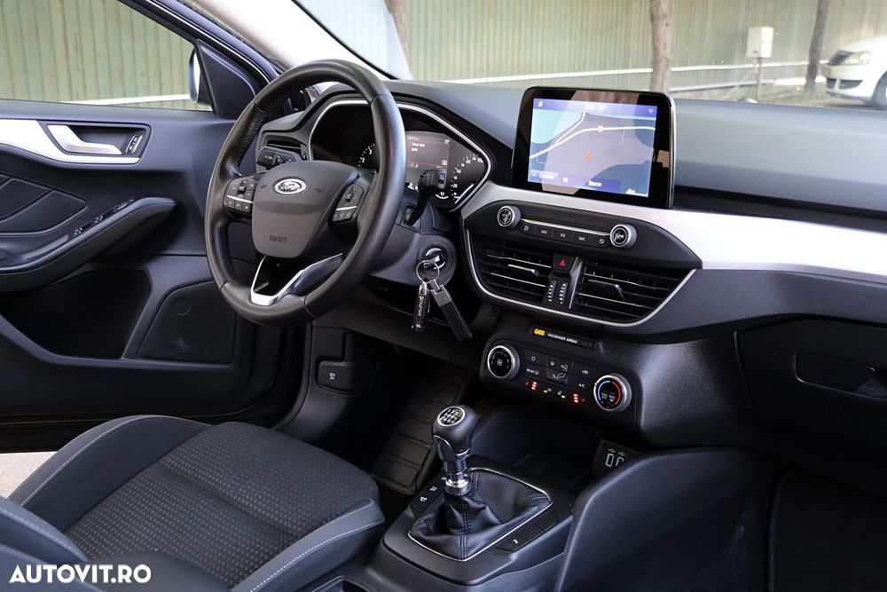 Ford Focus 1.0 EcoBoost Hybrid ACTIVE DESIGN - 10