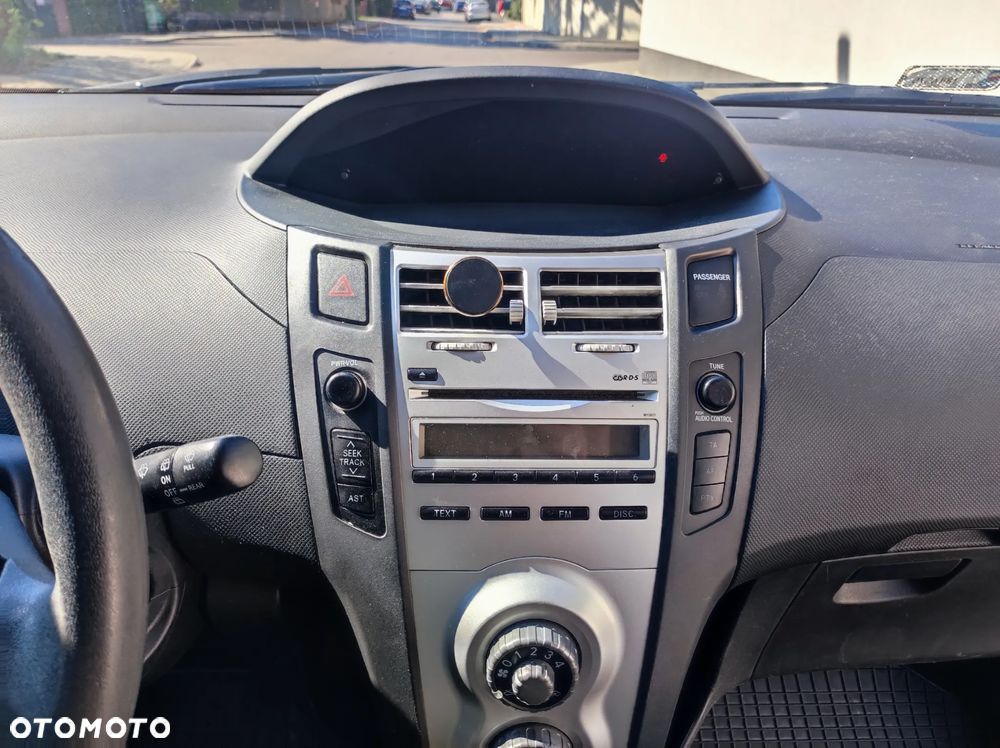 Toyota Yaris 1.0 Luna Start - 18