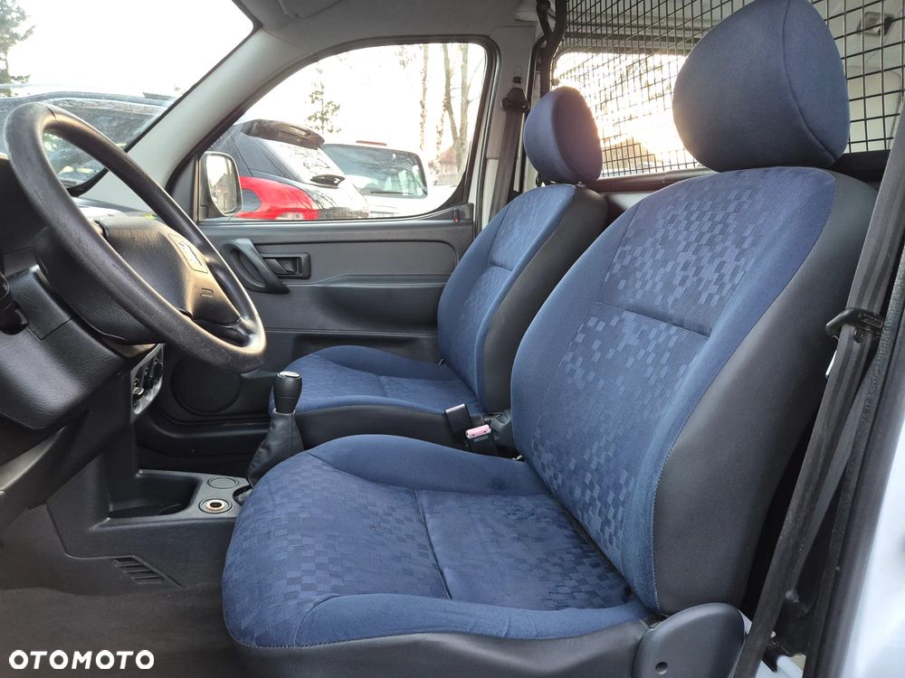 Peugeot Partner - 15