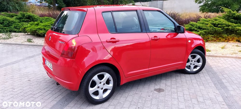 Suzuki Swift 1.3 Limited 25 - 18