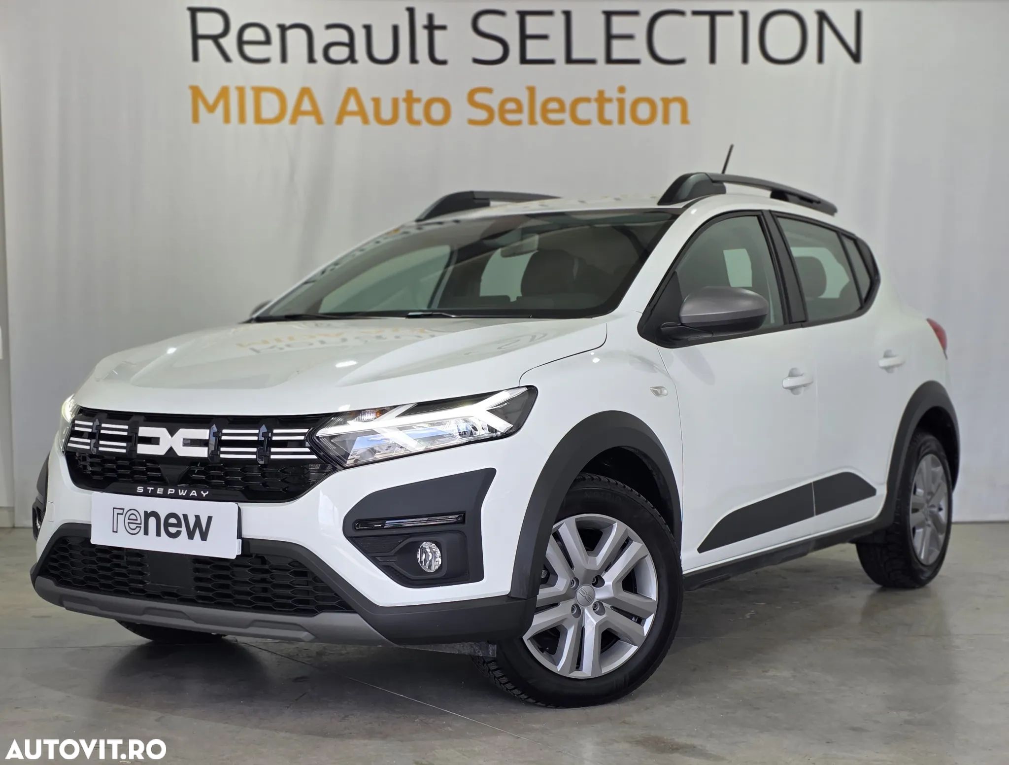 Dacia Sandero Stepway TCe 90 MT6 Comfort - 1
