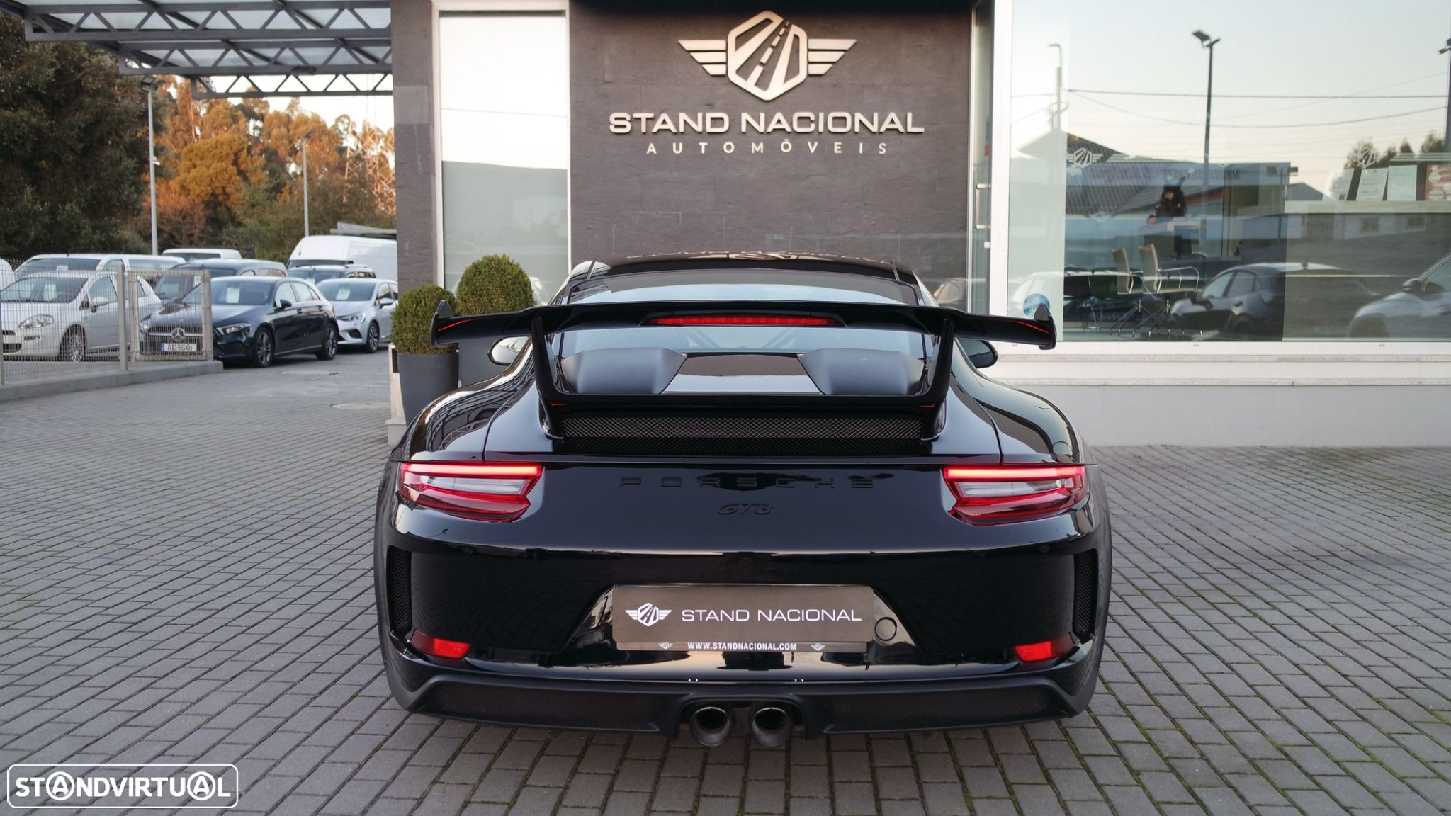 Porsche 911 Série F - 7