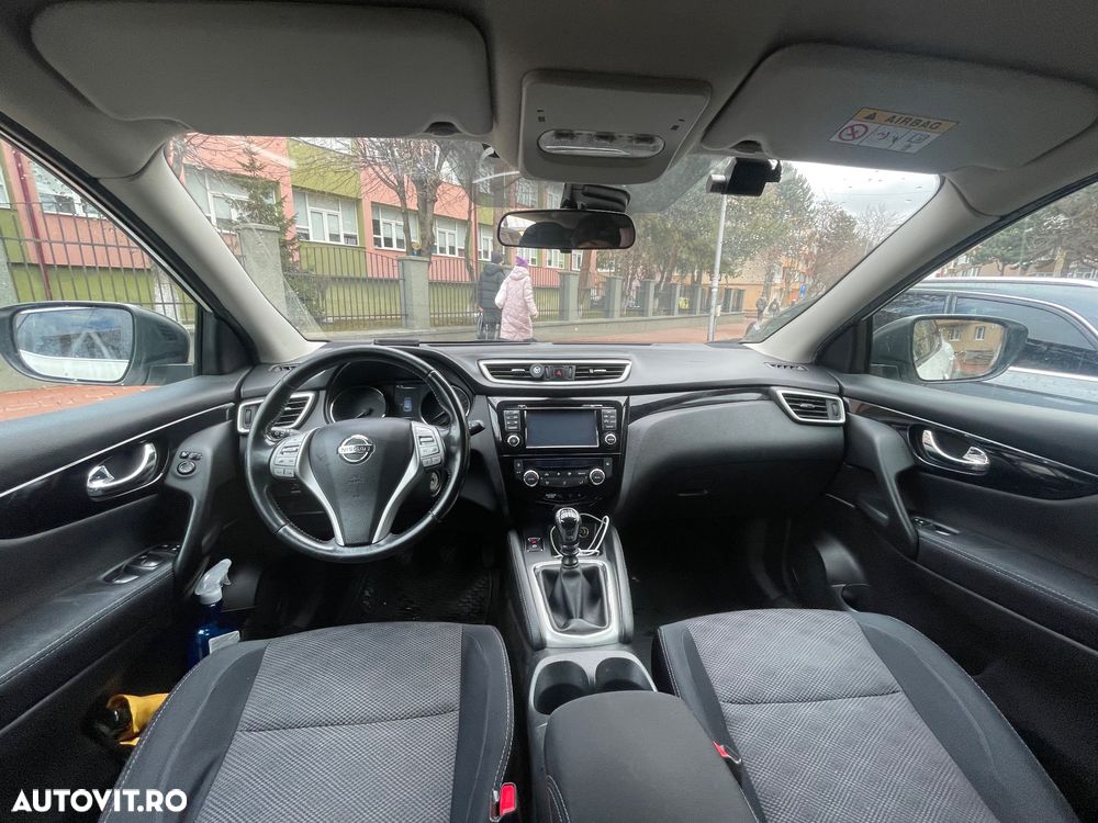 Nissan Qashqai 1.5 DCI Start/Stop N-Connecta - 6