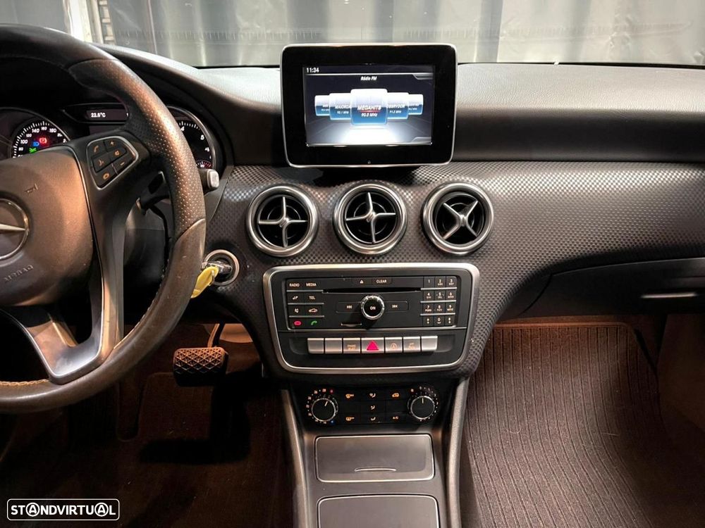 Mercedes-Benz A 180 d Urban Aut. - 21