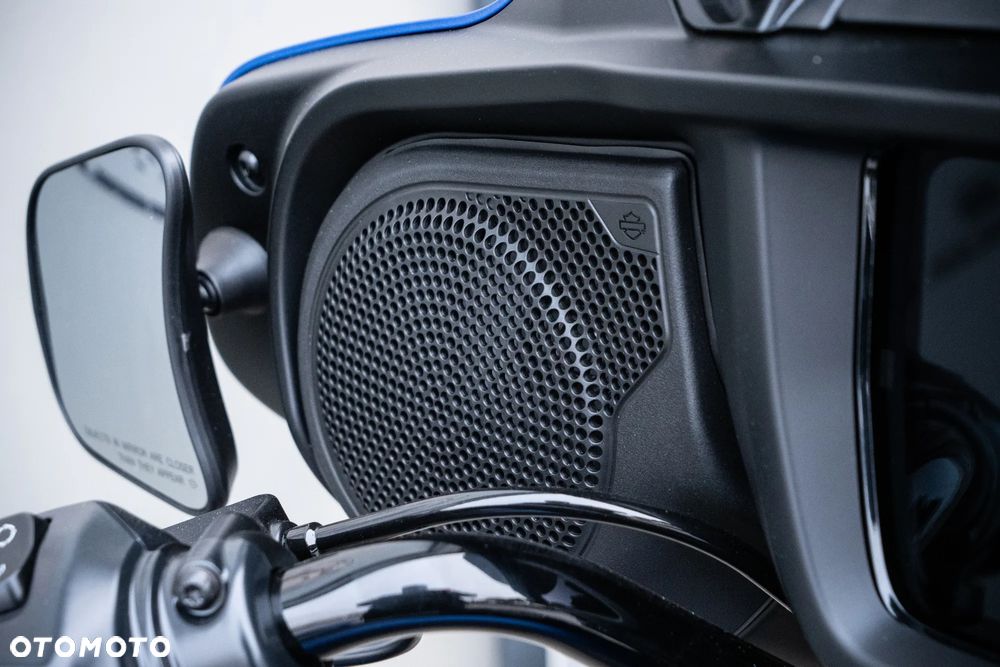 Harley-Davidson Touring Street Glide - 8