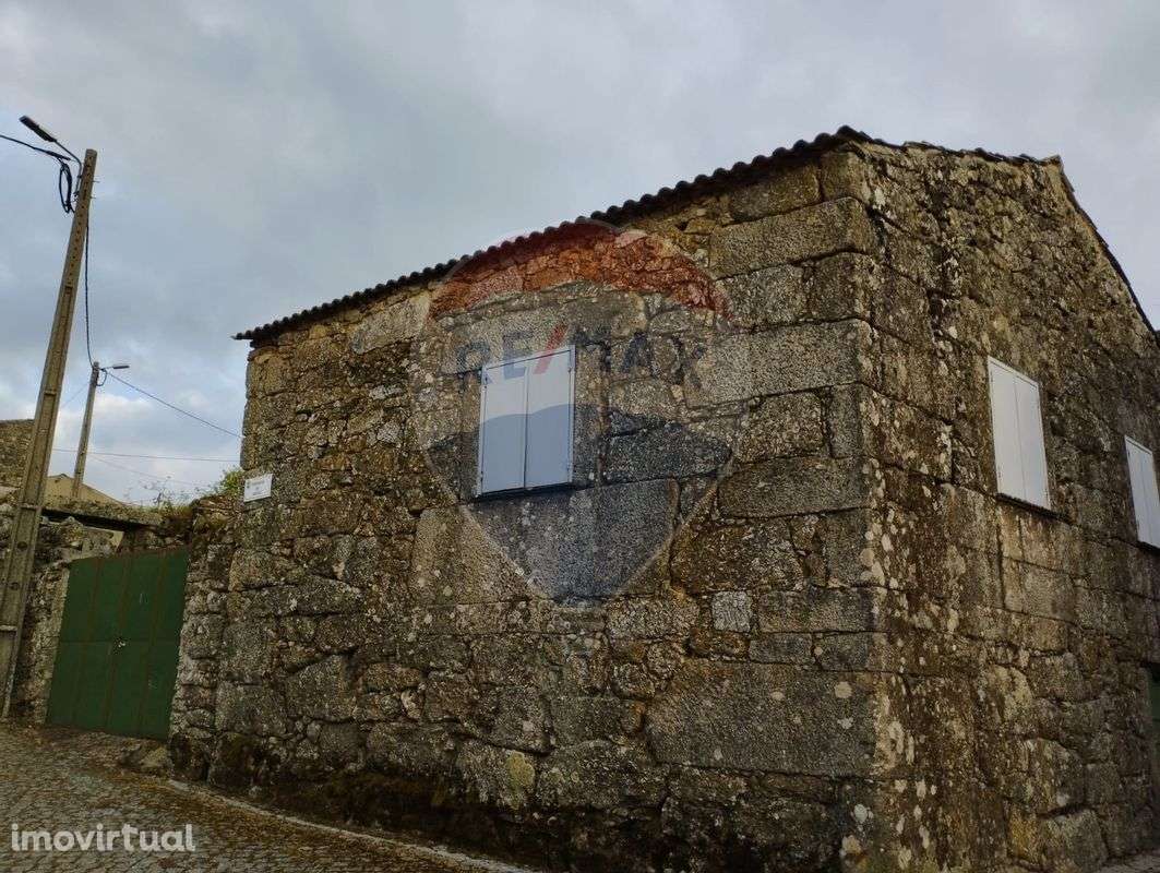 Moradia T2 para venda - Grande imagem: 2/7