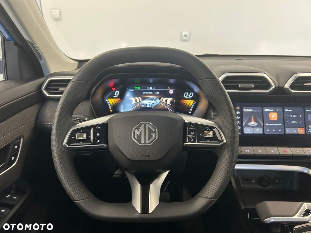 MG ZS - 17