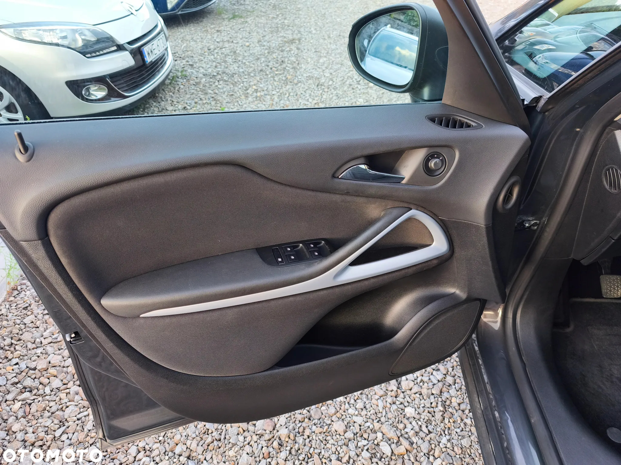 Opel Zafira Tourer 1.8 Edition - 10