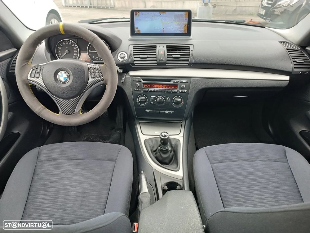 BMW 118 d - 12