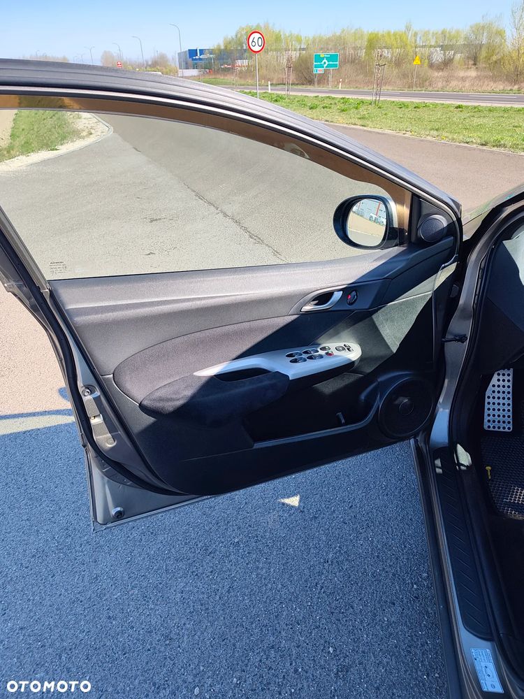 Honda Civic 1.8 Comfort - 9