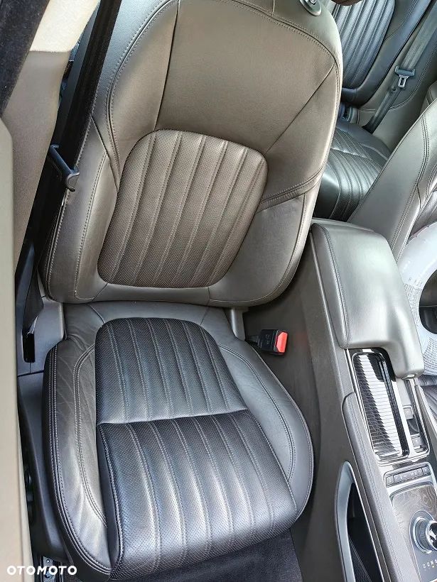 Jaguar F-Pace 3.0 TDV6 AWD S - 28