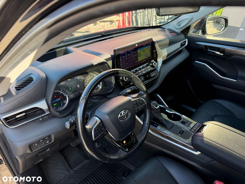 Toyota Highlander 2.5 Hybrid Executive - 29